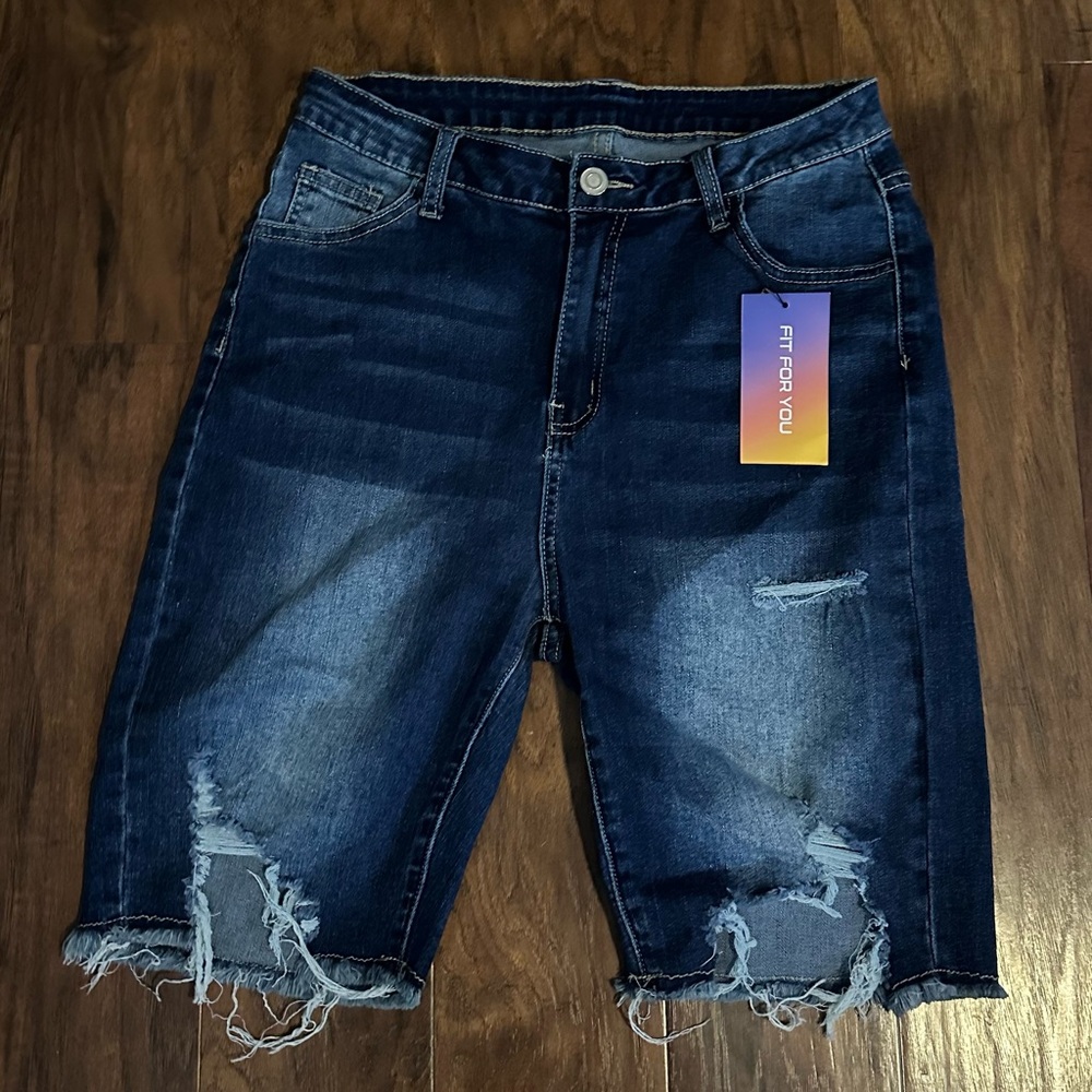 Women Jean short by SHEIN size L
